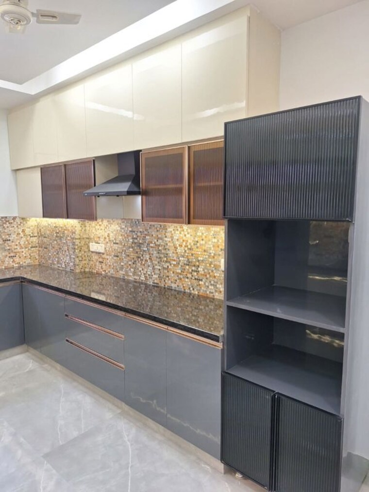 Kitchen, vipul-world-floors 3 Bedroom 2400 Sq.Ft. Builder Floor In Sector 48 Gurgaon 10296441