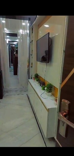 2 BHK Builder Floor For Sale in Tilak Nagar