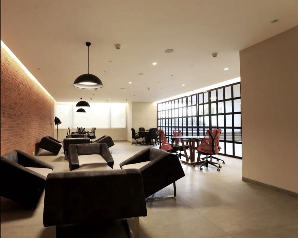 5 BHK 5500 Sq.Ft. Apartment in Oberoi Three Sixty West