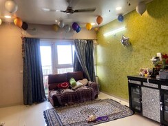 2 BHK + Pooja Room,Servant Room,Extra Room Apartment For Rent in Godrej Infinity