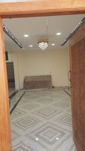 Room in 6+ BHK Independent House at Gajularamaram – for Sale