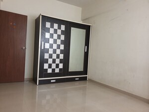 Room in 2 BHK Apartment at Gund And Pethe Life Square, Lohgaon – for Rent