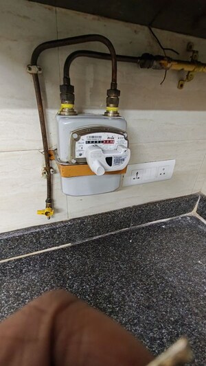 Furnished Amenities in 2 BHK Builder Floor at Malviya Nagar – for Rent