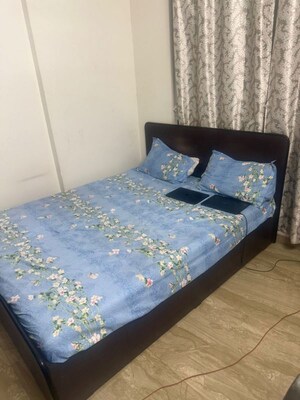 Bedroom in 3 BHK Apartment at Kumar Padmalaya, Aundh – for Rent