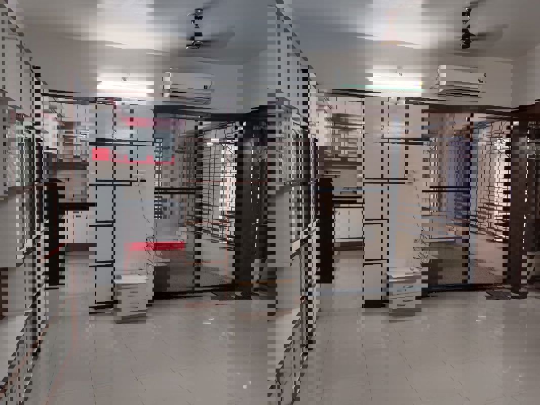 3 BHK 1500 Sq.Ft. Apartment in Mahesh Paradise