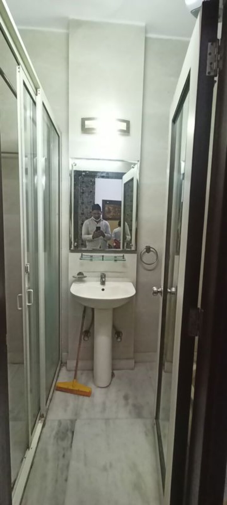 Bathroom, gautam nagar 1 RK 300 Sq.Ft. Builder Floor In Gautam Nagar Delhi 10296532