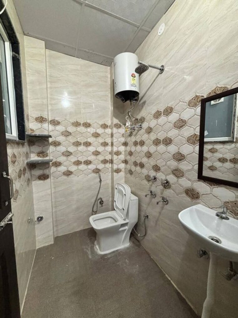 Bathroom, saket 1 Bedroom 600 Sq.Ft. Builder Floor In Saket Delhi 10296563