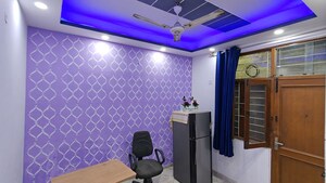 Team Area in 1 BHK Builder Floor at Malviya Nagar – for Sale