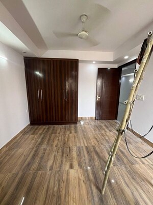 Room in 2 BHK Builder Floor at Saket – for Rent