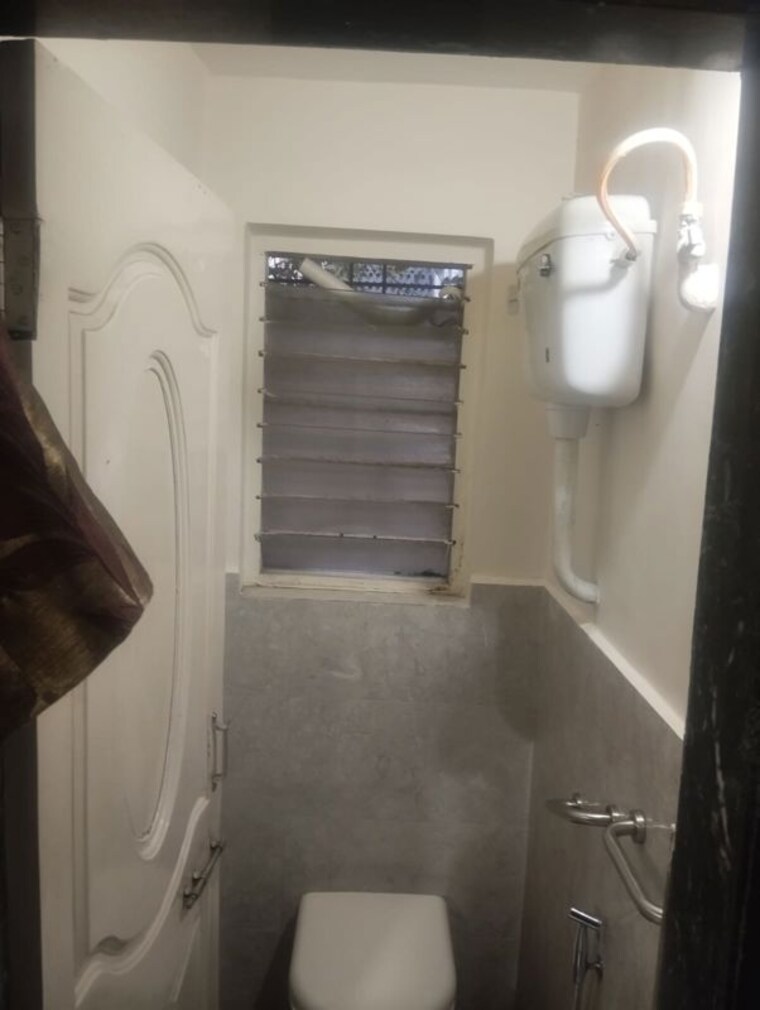 Bathroom, kaveri-chs 1 Bedroom 475 Sq.Ft. Apartment In Vashi Sector 17 Navi Mumbai 10296588