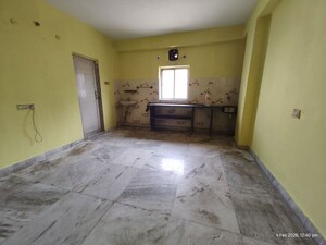 Room in 2 BHK Apartment at Hatiara – for Rent