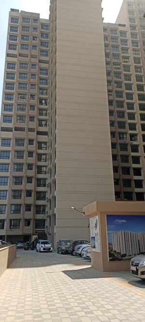 2 BHK Apartment – Exterior View View at Ashirwad CHS Dadar East, Dadar East - for Rent