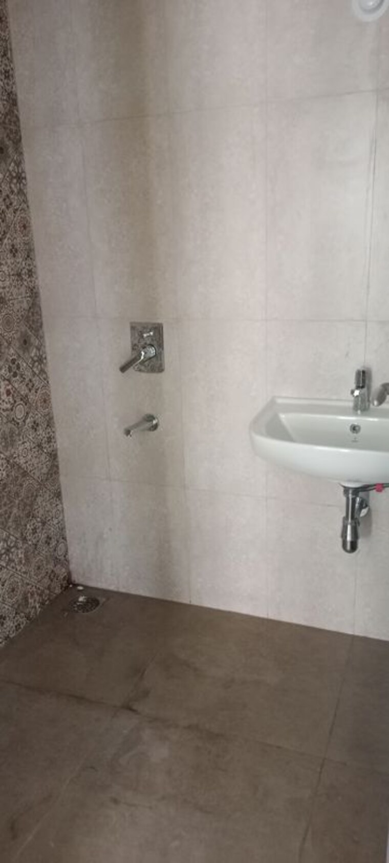 Bathroom, ashirwad-chs-dadar-east 2 Bedroom 750 Sq.Ft. Apartment In Dadar East Mumbai 10296626