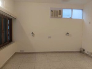 Room in 3 BHK Builder Floor at Greater Kailash I – for Rent