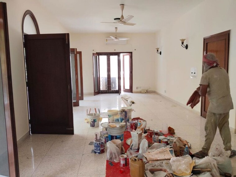 Living Room, greater kailash i 3 Bedroom 3000 Sq.Ft. Builder Floor In Greater Kailash I Delhi 10296641