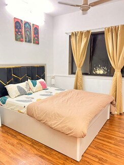 2 BHK + Pooja Room Apartment For Rent in Juhu Gulmohar CHS