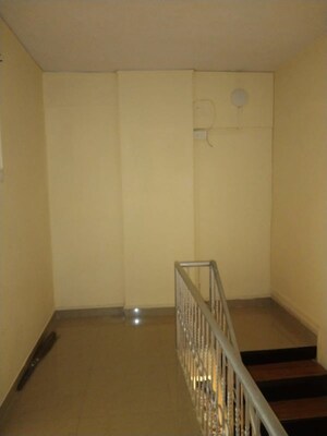 Furnished Amenities in 2 BHK Apartment at Hiranandani Powai Park, Powai – for Rent