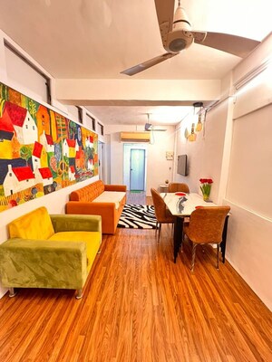 Bedroom in 2 BHK Apartment at Juhu Vishal CHS, Juhu – for Rent