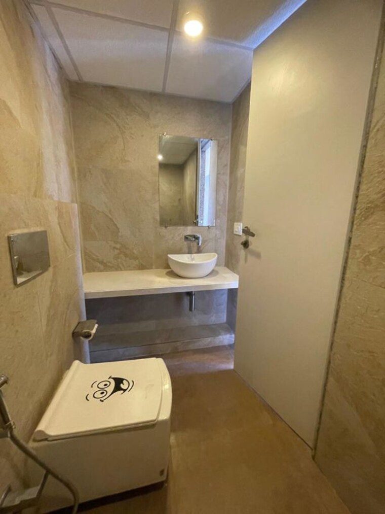 Bathroom, kanakia-silicon-valley 3 Bedroom 986 Sq.Ft. Apartment In Powai Mumbai 10296673