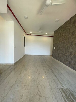 Room in 3 BHK Apartment at Kanakia Silicon Valley, Powai – for Rent