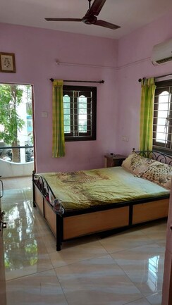 2 BHK + Pooja Room,Servant Room,Extra Room Apartment For Rent in Sainikwadi