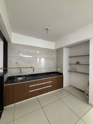 Kitchen in 3 BHK Apartment at Chandkheda – for Rent