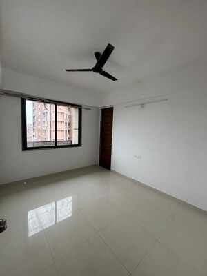 Room in 3 BHK Apartment at Chandkheda – for Rent