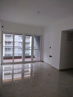 2 BHK + Pooja Room,Servant Room,Extra Room Apartment For Rent in Pristine Allure