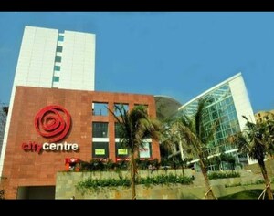  Shop For Rent in Chinar Park