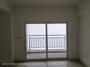 Room in 2 BHK Apartment at Lotus Grand, Kokapet – for Sale