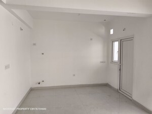 Room in 2 BHK Apartment at Lotus Grand, Kokapet – for Sale