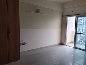 2.5 BHK Apartment For Sale in Mahagun Moderne, Sector 78