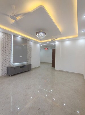 Room in 3 BHK Builder Floor at Malviya Nagar – for Sale