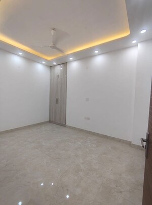 Room in 3 BHK Builder Floor at Malviya Nagar – for Sale