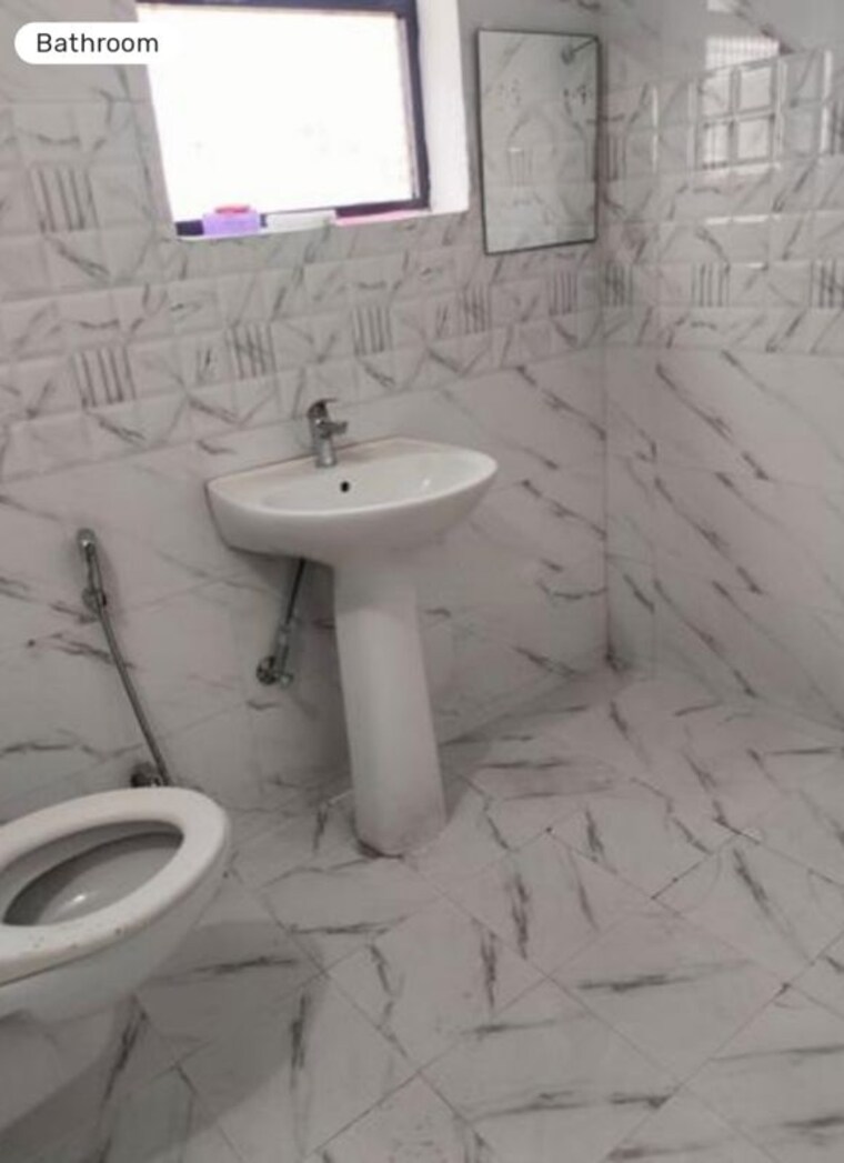 Bathroom, jugals-emerald-court 3 Bedroom 2004 Sq.Ft. Apartment In Hazratganj Lucknow 10296410