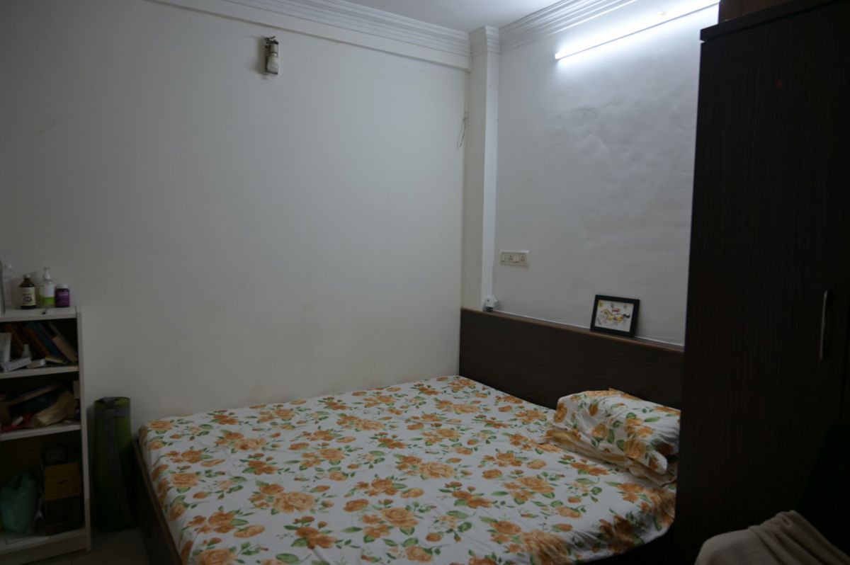 Studio  + Pooja Room 200 Sq.Ft. Apartment in Vikas Park