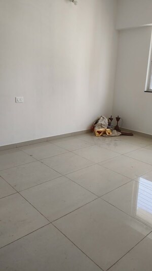 Room in 2 BHK Apartment at Utsav 51 Balewadi Residences, Balewadi – for Rent