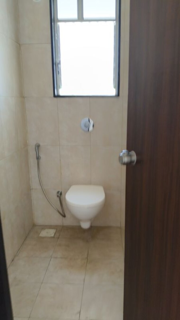 Bathroom, utsav-51-balewadi-residences 2 Bedroom 1100 Sq.Ft. Apartment In Balewadi Pune 10296900
