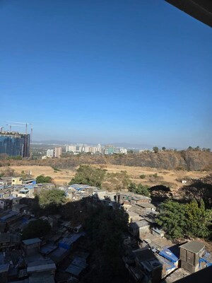 Plot Area in 2 BHK Apartment at Lodha Bellagio, Powai – for Rent