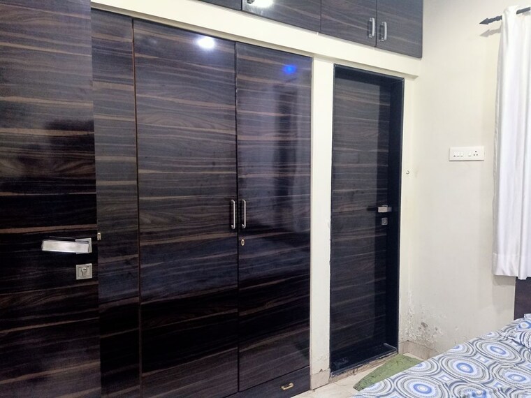 Room, viman nagar 3 Bedroom 1800 Sq.Ft. Apartment In Viman Nagar Pune 10296956