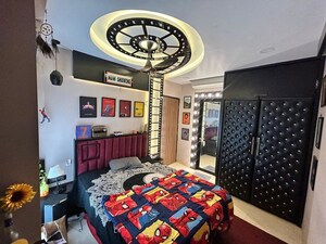 Bedroom in 3 BHK Apartment at Lodha Sterling, Kolshet Road – for Sale