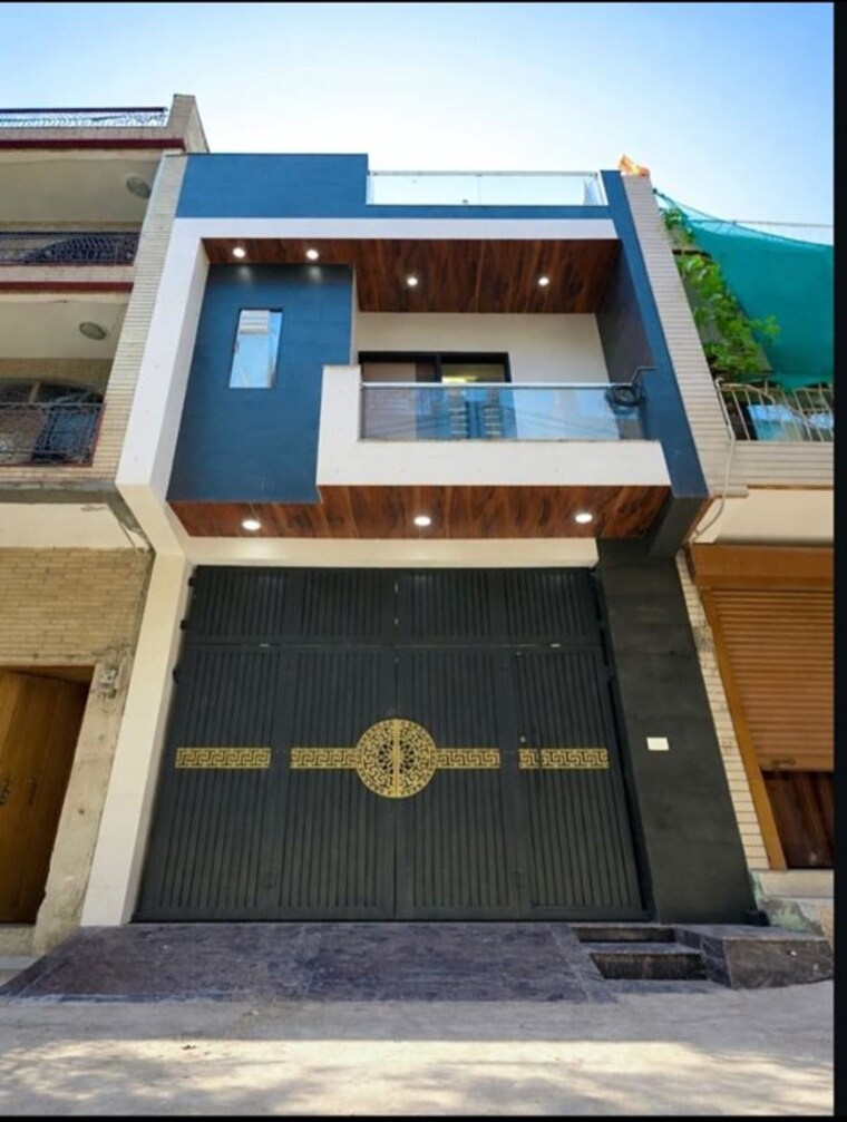 Exterior View, dwarka mor 3 Bedroom 450 Sq.Ft. Independent House In Dwarka Mor Delhi 10296989
