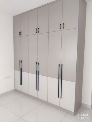 Room in 3 BHK Apartment at Avalon Park At The Prestige City, Sarjapur Road – for Rent