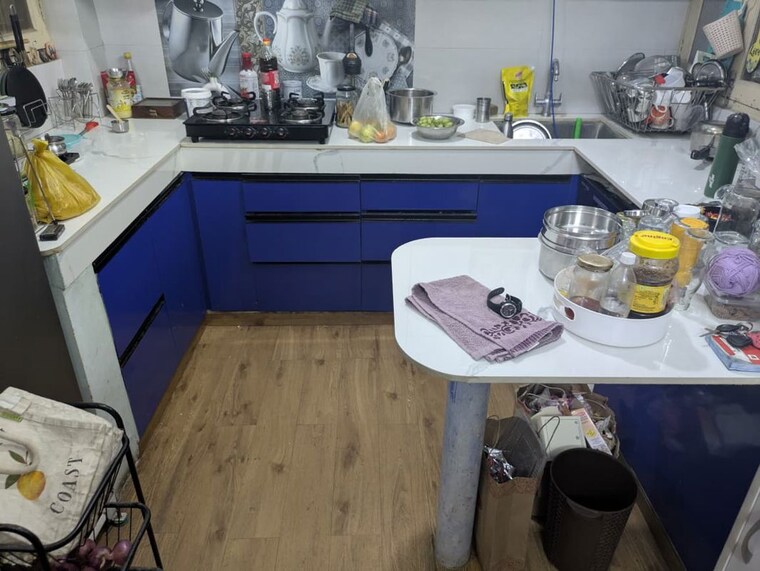 Kitchen, new palam vihar phase 1 2 Bedroom 550 Sq.Ft. Builder Floor In New Palam Vihar Phase 1 Gurgaon 10296978