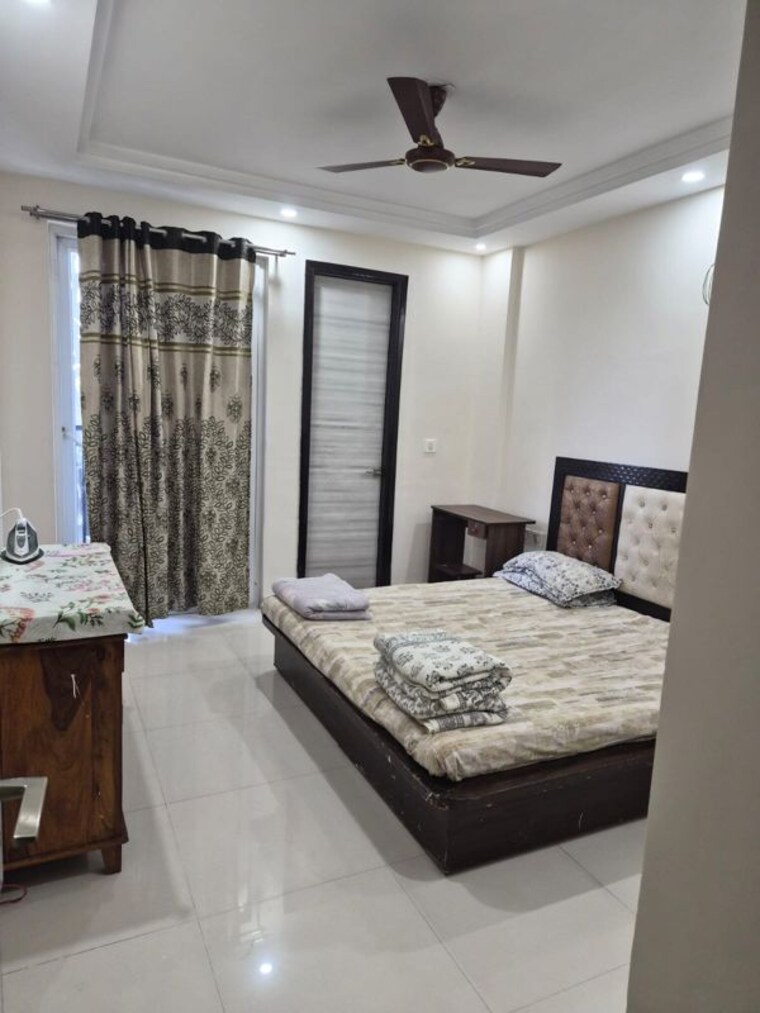 Bedroom, paradigm-business-hermitage-park 3 Bedroom 2250 Sq.Ft. Apartment In Dhakoli Zirakpur 10297050