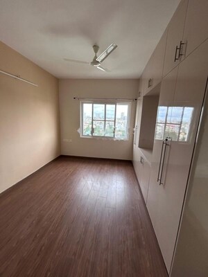 Room in 3 BHK Apartment at Shriram Blue, Kr Puram – for Rent