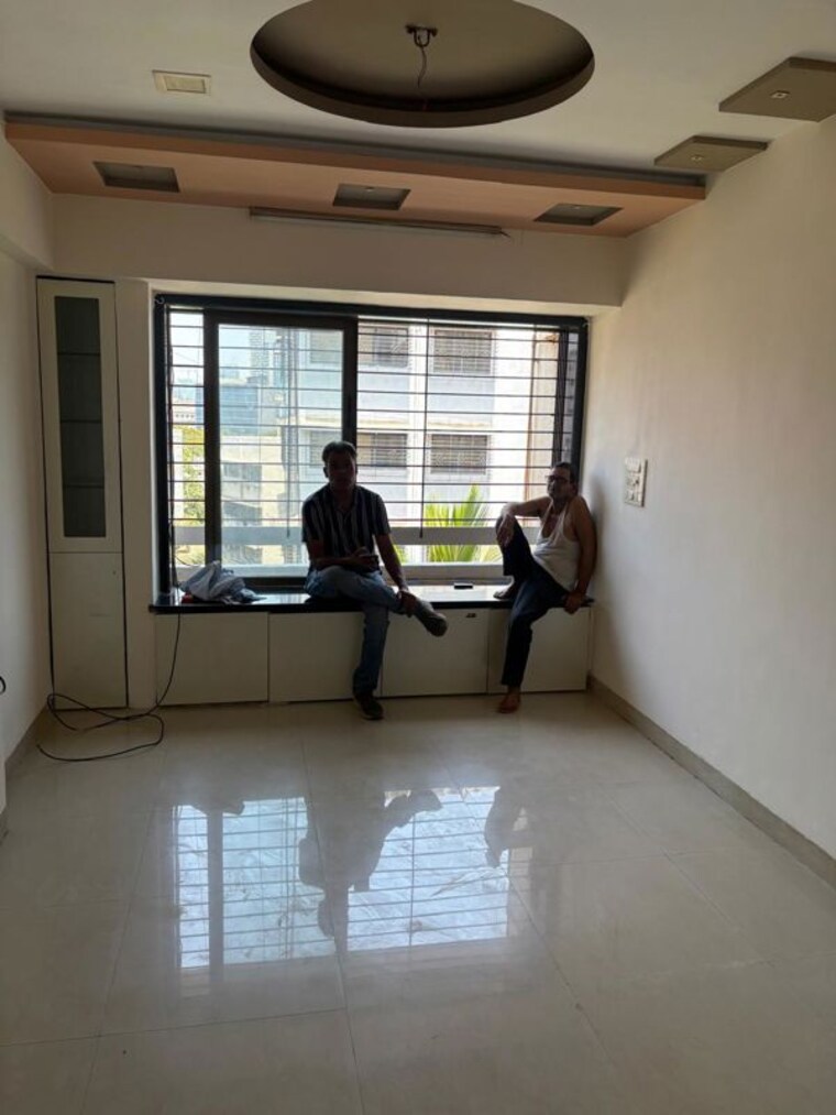  Parking, deepali-chs-andheri 2 Bedroom 750 Sq.Ft. Apartment In Andheri West Mumbai 10297092