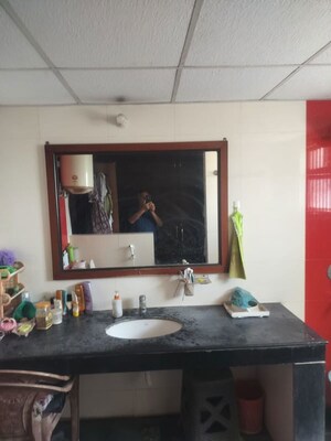 Furnished Amenities in 3 BHK Builder Floor at VP Floors, Sainik Colony – for Rent