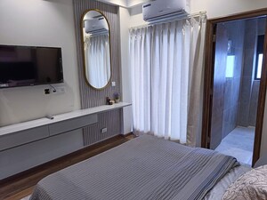 3 BHK Builder Floor For Sale in BPTP Green Oaks, Sector 70a