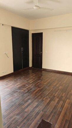 3.5 BHK + Pooja Room,Study Room,Store Room Apartment For Rent in Sethi Max Royale